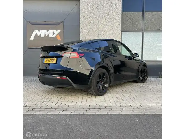 Photo 1 : Tesla Model Y 2023 Électrique