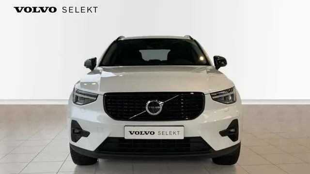 Photo 1 : Volvo Xc40 2023 Petrol