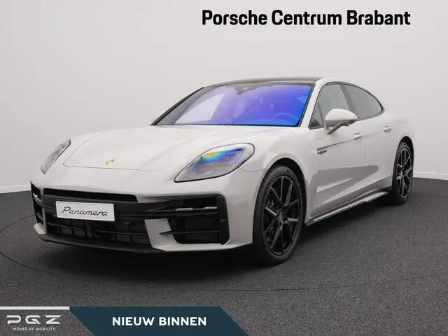 Photo 1 : Porsche Panamera 2024 Hybrid