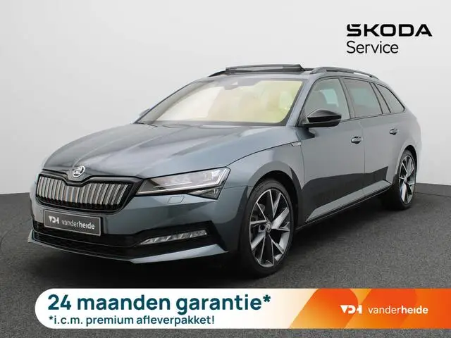 Photo 1 : Skoda Superb 2021 Hybride