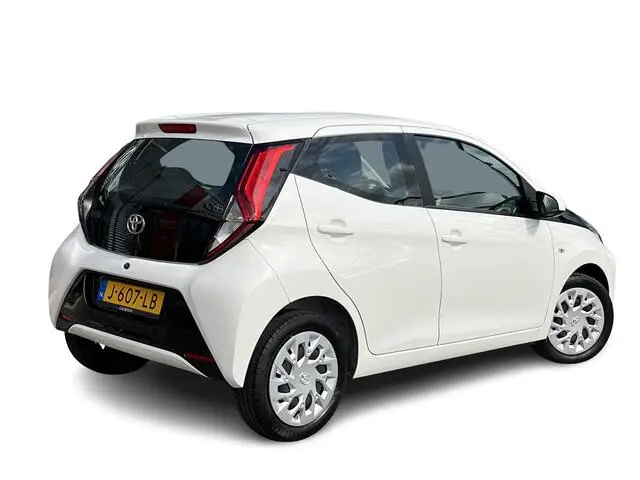 Photo 1 : Toyota Aygo 2020 Essence