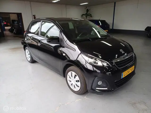 Photo 1 : Peugeot 108 2019 Essence