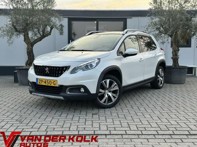 Photo 1 : Peugeot 2008 2019 Essence