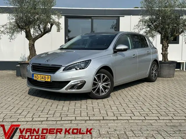 Photo 1 : Peugeot 308 2017 Essence