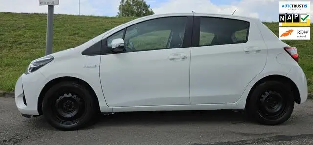 Photo 1 : Toyota Yaris 2019 Hybrid