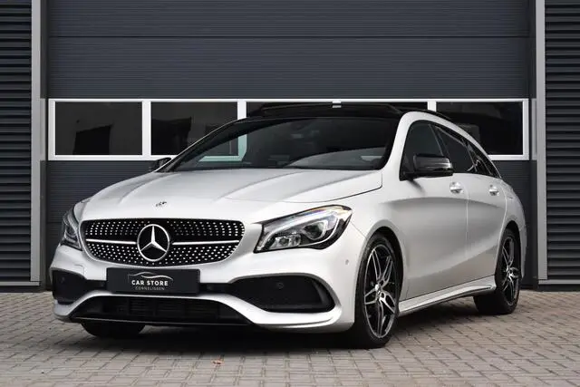 Photo 1 : Mercedes-benz Classe Cla 2018 Petrol