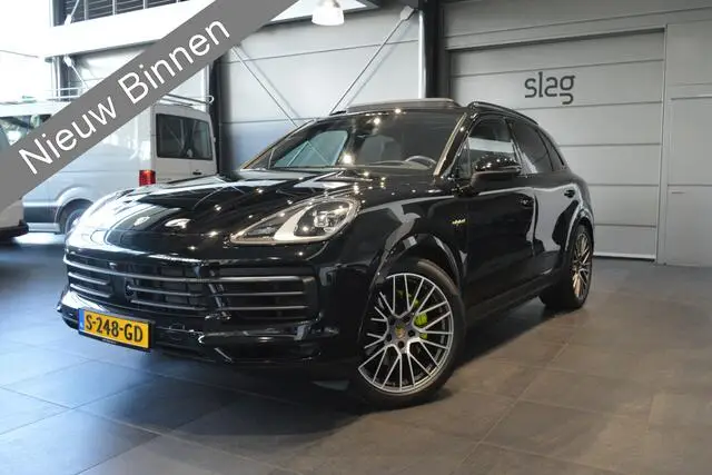 Photo 1 : Porsche Cayenne 2022 Hybrid