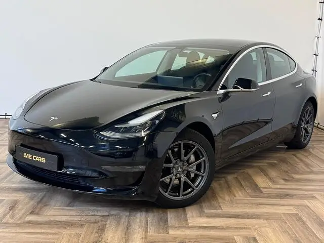 Photo 1 : Tesla Model 3 2019 Electric