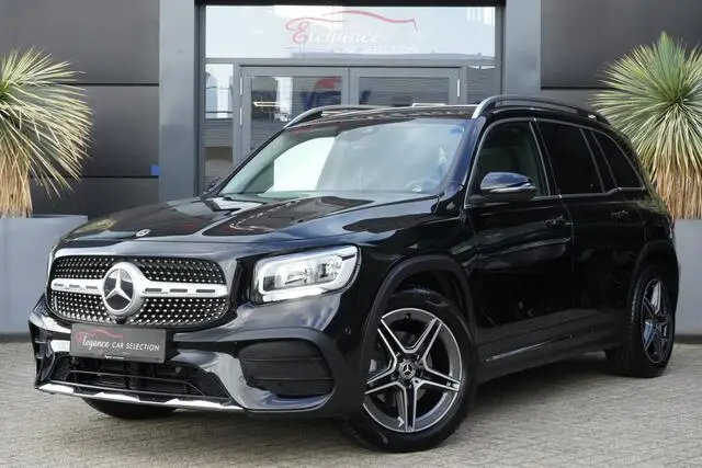 Photo 1 : Mercedes-benz Classe Glb 2023 Petrol