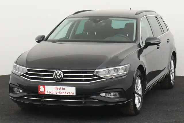 Photo 1 : Volkswagen Passat 2021 Diesel