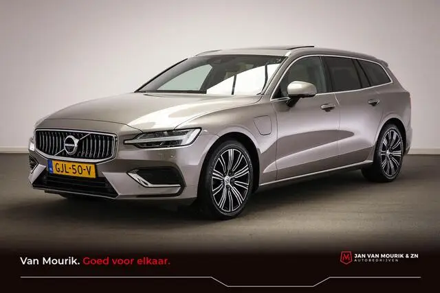 Photo 1 : Volvo V60 2019 Hybride