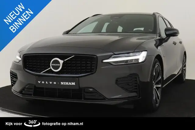 Photo 1 : Volvo V60 2024 Hybride