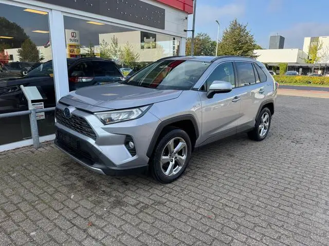 Photo 1 : Toyota Rav4 2020 Hybrid