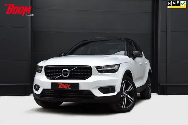 Photo 1 : Volvo Xc40 2021 Hybride