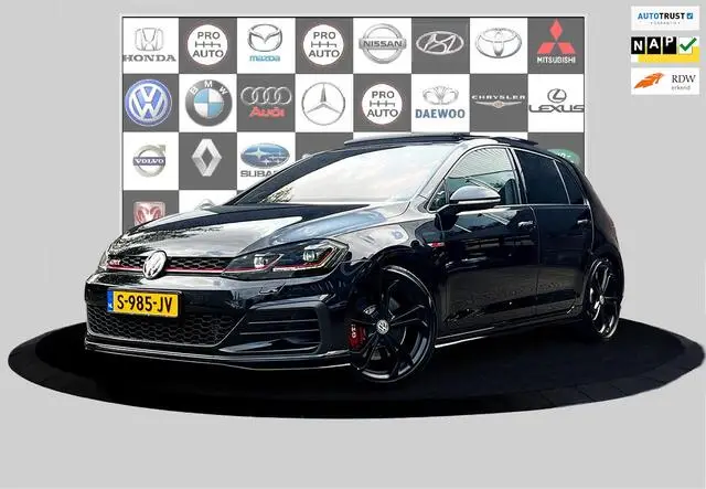 Photo 1 : Volkswagen Golf 2019 Essence