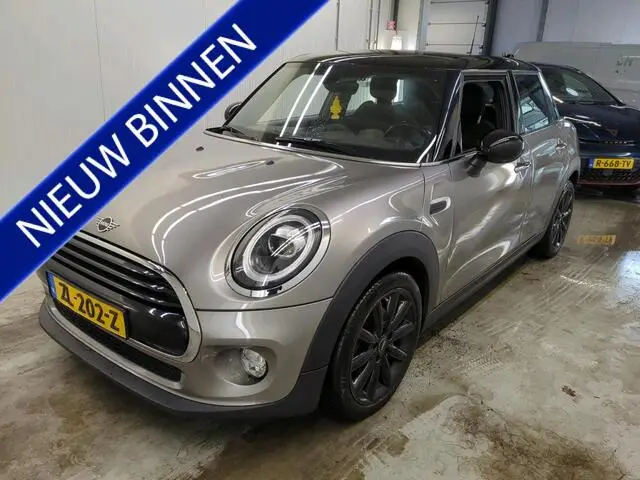 Photo 1 : Mini Cooper 2019 Petrol