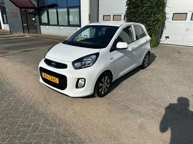 Photo 1 : Kia Picanto 2016 Petrol