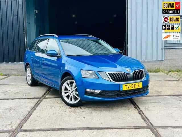 Photo 1 : Skoda Octavia 2018 Petrol