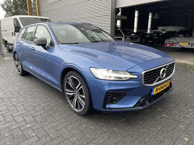 Photo 1 : Volvo V60 2020 Hybrid