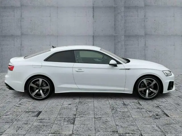 Photo 1 : Audi A5 2023 Petrol