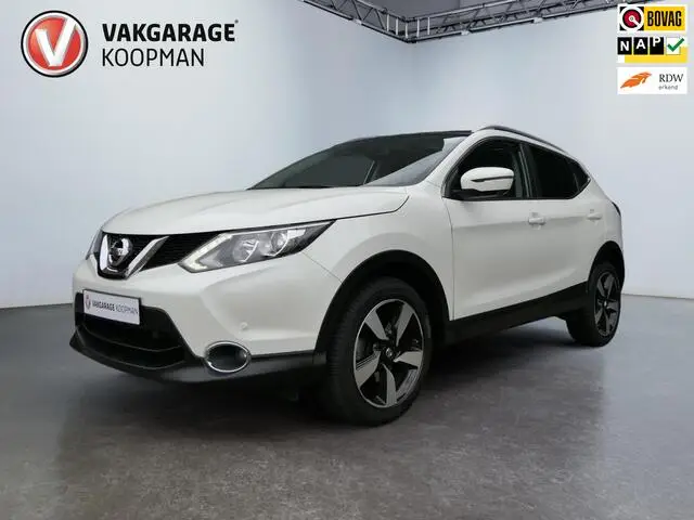 Photo 1 : Nissan Qashqai 2016 Petrol