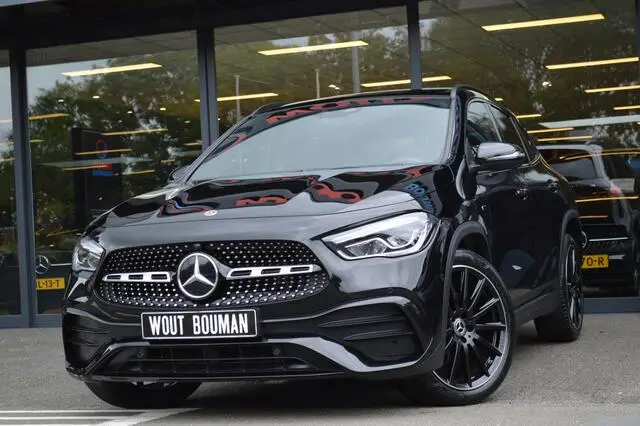 Photo 1 : Mercedes-benz Classe Gla 2021 Hybrid