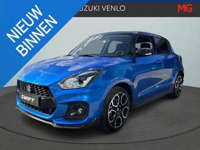 Photo 1 : Suzuki Swift 2022 Essence