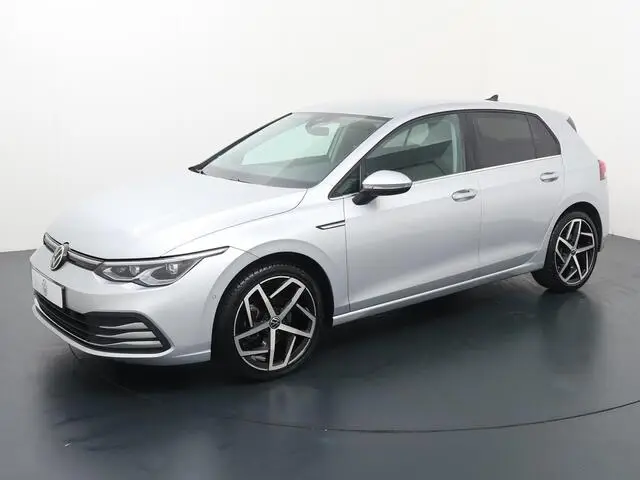 Photo 1 : Volkswagen Golf 2022 Petrol