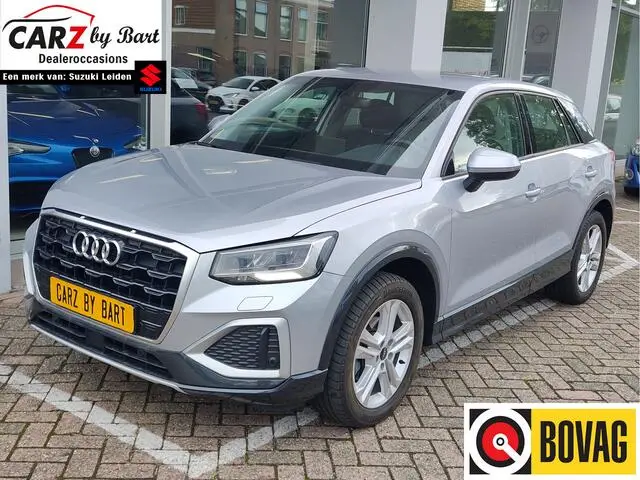 Photo 1 : Audi Q2 2021 Essence