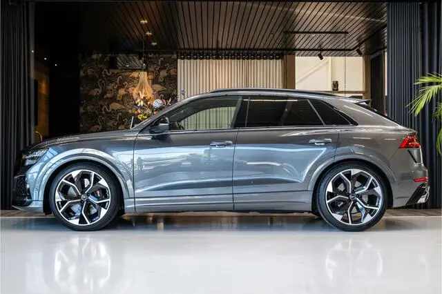 Photo 1 : Audi Rsq8 2020 Essence