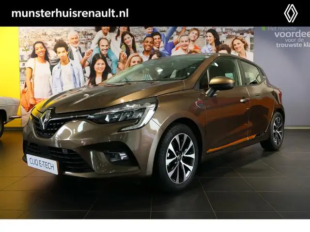 Photo 1 : Renault Clio 2021 Hybride