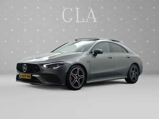 Photo 1 : Mercedes-benz Classe Cla 2019 Petrol