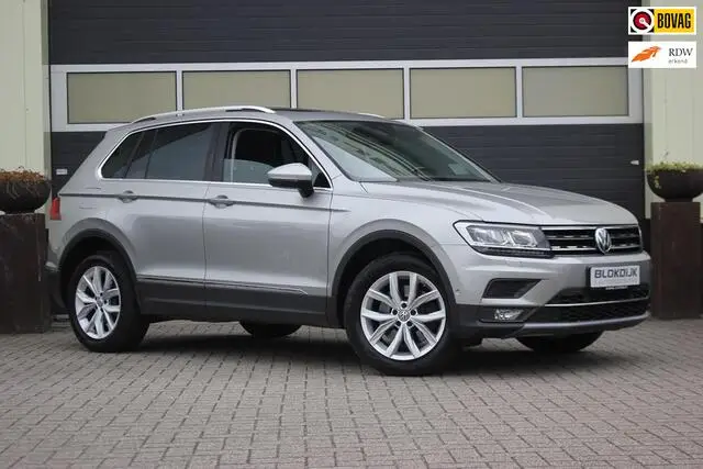 Photo 1 : Volkswagen Tiguan 2017 Petrol