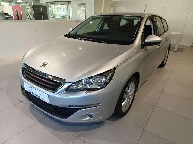 Photo 1 : Peugeot 308 2015 Diesel