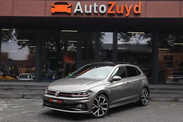 Photo 1 : Volkswagen Polo 2020 Essence