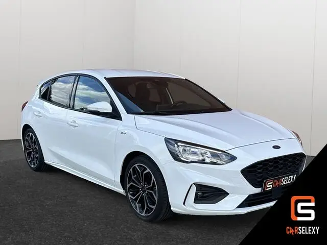 Photo 1 : Ford Focus 2022 Petrol