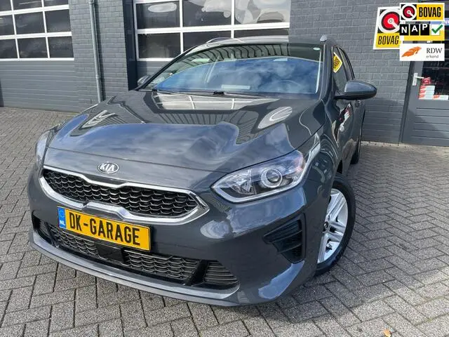 Photo 1 : Kia Ceed 2020 Essence