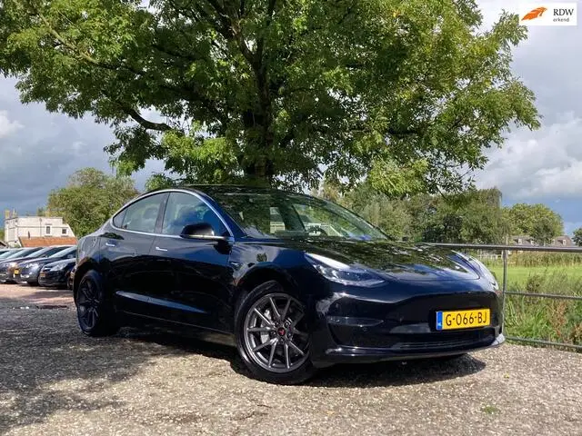 Photo 1 : Tesla Model 3 2019 Électrique