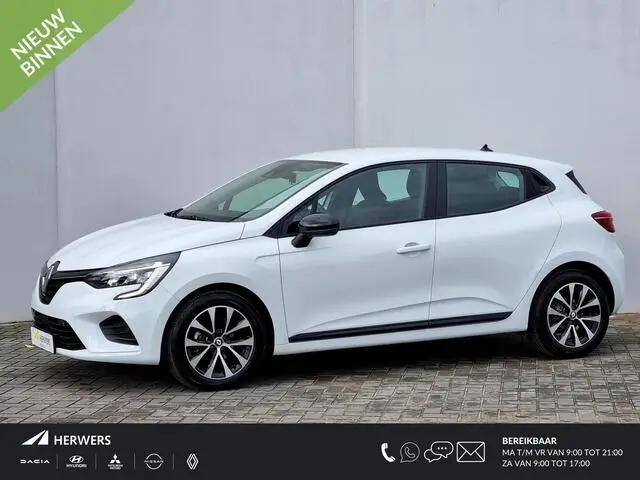 Photo 1 : Renault Clio 2024 Essence