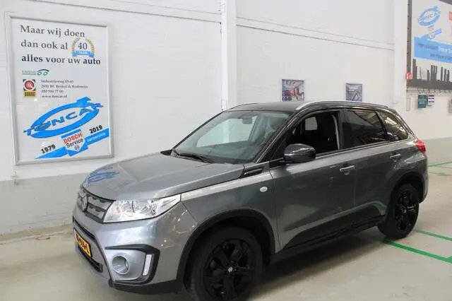 Photo 1 : Suzuki Vitara 2016 Petrol