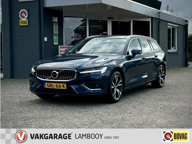 Photo 1 : Volvo V60 2021 Essence