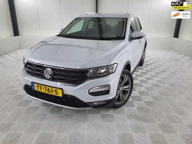 Photo 1 : Volkswagen T-roc 2018 Petrol