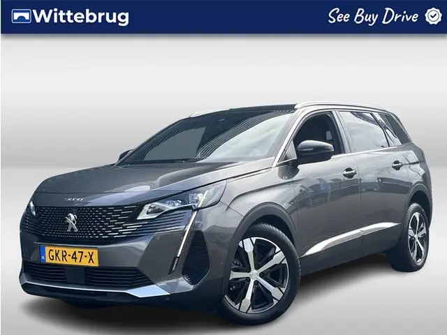 Photo 1 : Peugeot 5008 2023 Essence