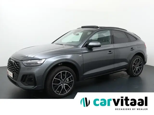 Photo 1 : Audi Q5 2023 Hybride