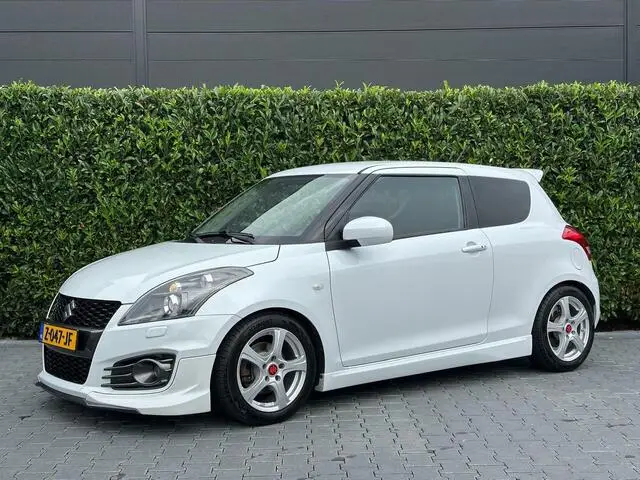 Photo 1 : Suzuki Swift 2016 Essence