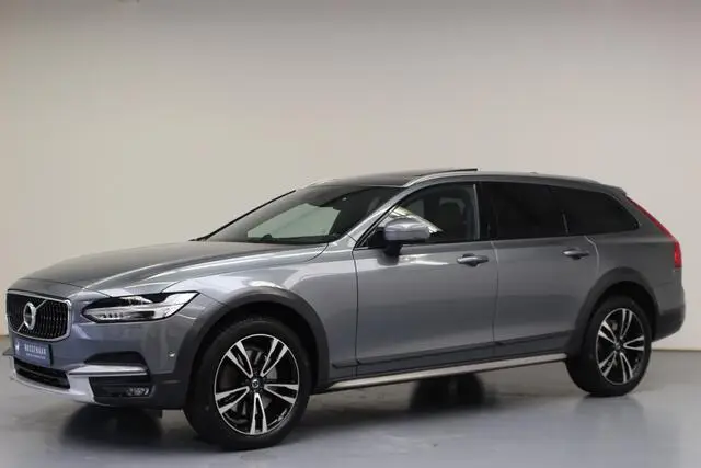 Photo 1 : Volvo V90 2018 Essence