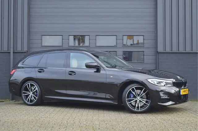 Photo 1 : Bmw Serie 3 2019 Petrol