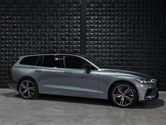 Photo 1 : Volvo V60 2020 Hybrid