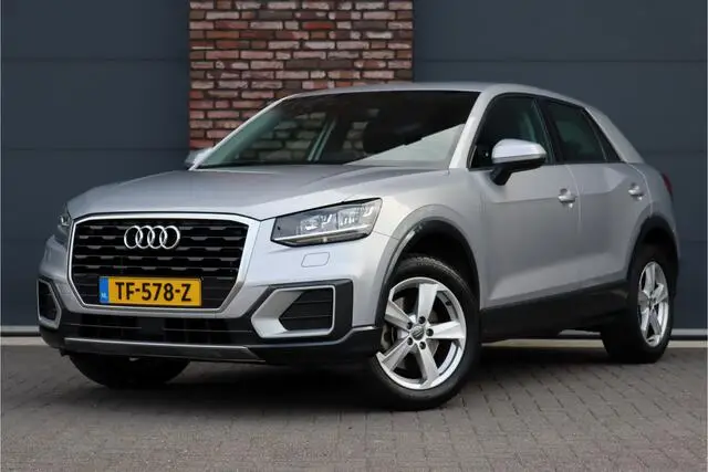 Photo 1 : Audi Q2 2017 Essence