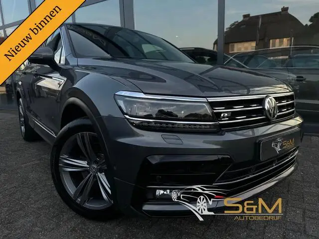 Photo 1 : Volkswagen Tiguan 2017 Petrol